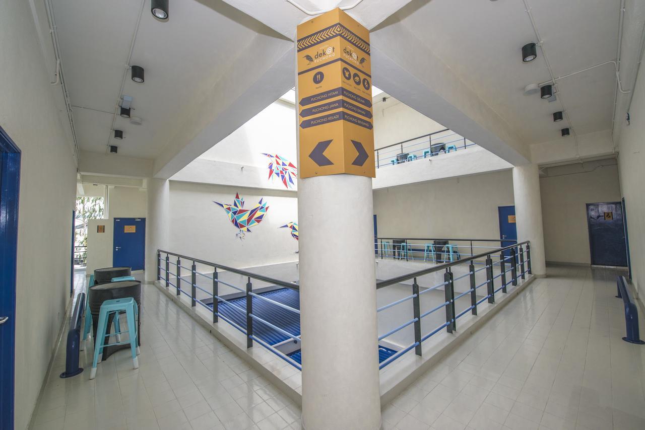 Im4U Hostel, Dek@T Puchong Ngoại thất bức ảnh